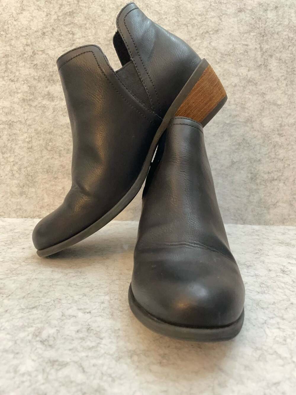 b.o.c. Born Concept Black V-Notch Block Heel Ankle Booties